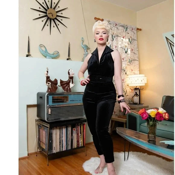 Unique Vintage Black Velvet Cigarette Pants - Picture 2 of 6